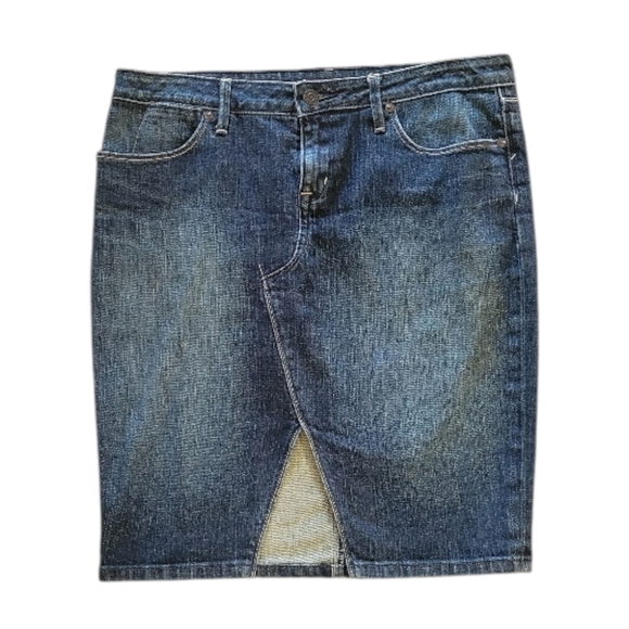 Banana Republic Dresses & Skirts - Banana Republic Dark Blue Denim Jeans